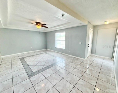 1084 Shepherd Avenue - Photo Thumbnail 3