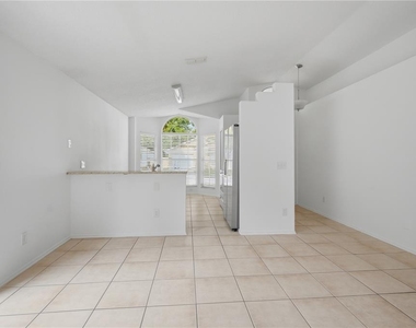 128 Oak Grove Road - Photo Thumbnail 3