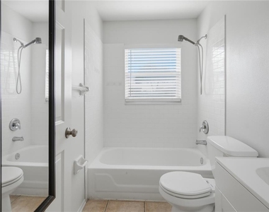 128 Oak Grove Road - Photo Thumbnail 11