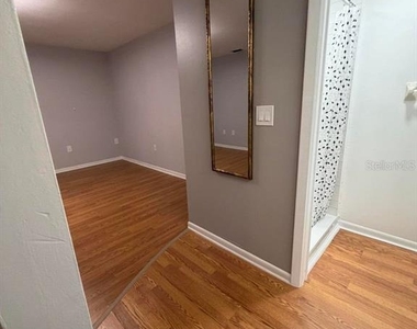 231 Circle Drive - Photo Thumbnail 17