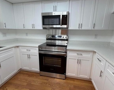 231 Circle Drive - Photo Thumbnail 7