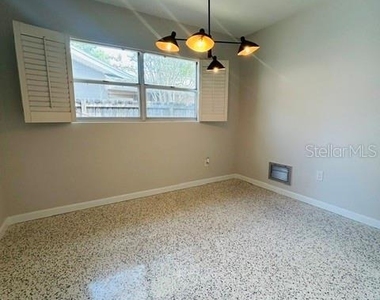 3019 Chelsea Street - Photo Thumbnail 10