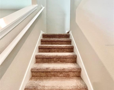 332 S Zuni Road - Photo Thumbnail 11