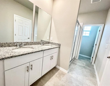 332 S Zuni Road - Photo Thumbnail 16