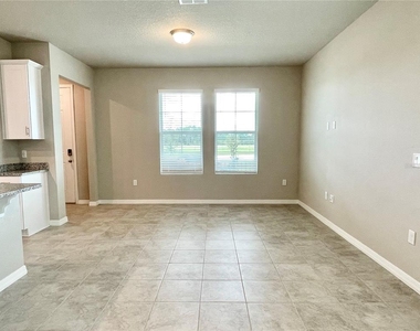 332 S Zuni Road - Photo Thumbnail 6