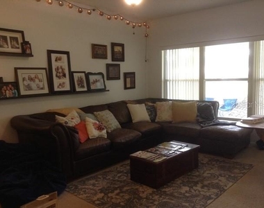 405 Flatwood Drive - Photo Thumbnail 6