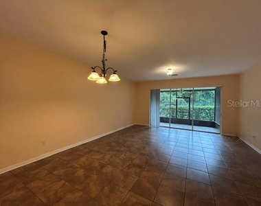 5052 Hawkstone Drive - Photo Thumbnail 7