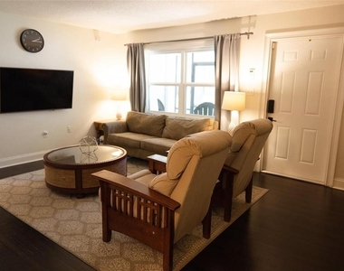 700 E Airport Boulevard - Photo Thumbnail 5
