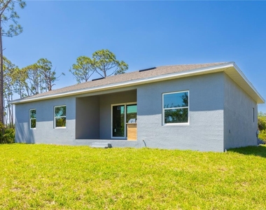 13547 Keystone Boulevard - Photo Thumbnail 1
