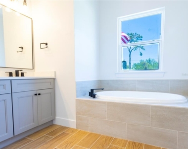 13547 Keystone Boulevard - Photo Thumbnail 34