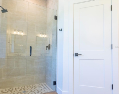 13547 Keystone Boulevard - Photo Thumbnail 32