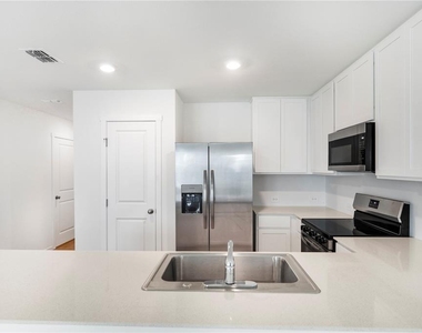 1566 Plank Place - Photo Thumbnail 13