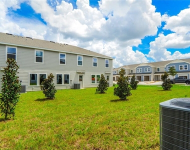 1566 Plank Place - Photo Thumbnail 3