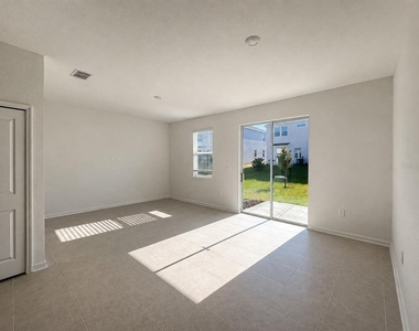 5836 Energy Way - Photo Thumbnail 2