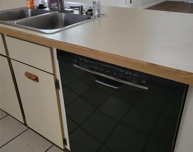 628 Newburyport Avenue - Photo Thumbnail 10