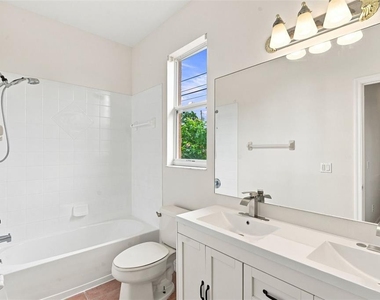 13618 Old Dock Road - Photo Thumbnail 28