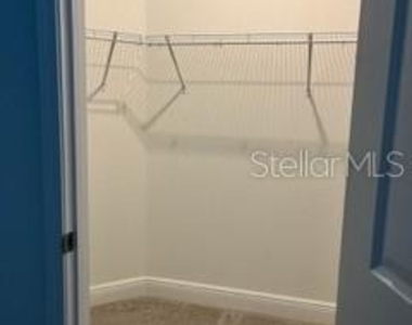2032 Axel Street - Photo Thumbnail 5