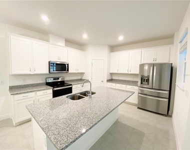 2452 Firstlight Way - Photo Thumbnail 3