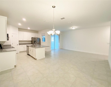 2452 Firstlight Way - Photo Thumbnail 5