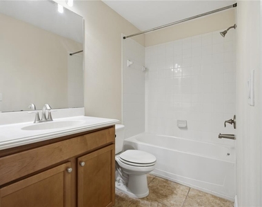 5506 New Independence Parkway - Photo Thumbnail 21