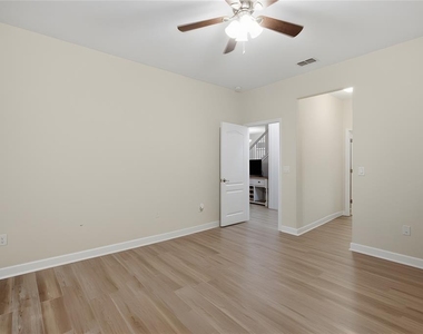 5506 New Independence Parkway - Photo Thumbnail 16
