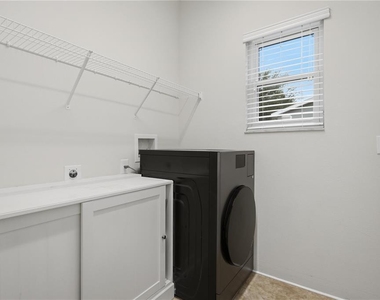 5506 New Independence Parkway - Photo Thumbnail 13