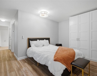 5506 New Independence Parkway - Photo Thumbnail 20