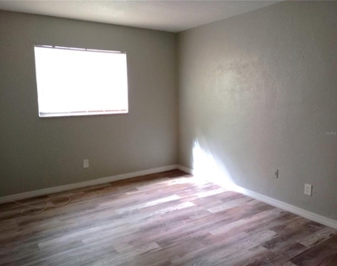 1229 Kennedy Road - Photo Thumbnail 4