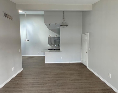 145 N Pearl Lake Causeway - Photo Thumbnail 2