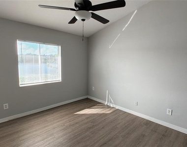 145 N Pearl Lake Causeway - Photo Thumbnail 9