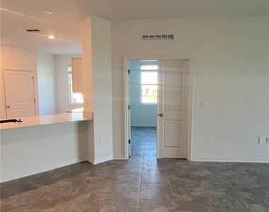 1120 Tyler Loop - Photo Thumbnail 13