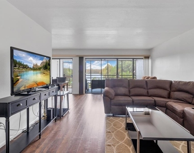 4428 Castlepalm Road - Photo Thumbnail 12