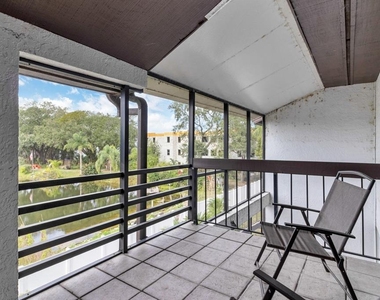 4428 Castlepalm Road - Photo Thumbnail 4