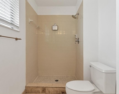 4428 Castlepalm Road - Photo Thumbnail 6