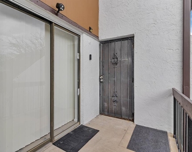4428 Castlepalm Road - Photo Thumbnail 2