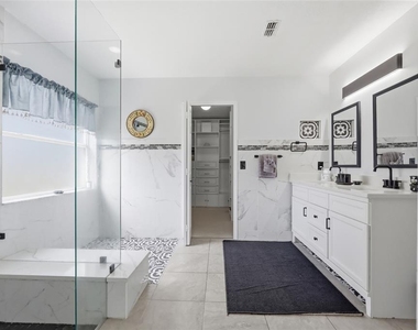 13200 Mallard Cove Boulevard - Photo Thumbnail 36