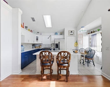 13200 Mallard Cove Boulevard - Photo Thumbnail 14