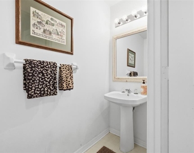 13200 Mallard Cove Boulevard - Photo Thumbnail 21