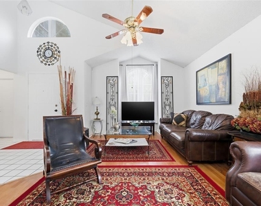 13200 Mallard Cove Boulevard - Photo Thumbnail 9