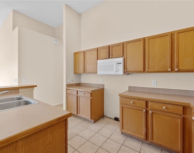 13047 Island Breeze Court - Photo Thumbnail 7