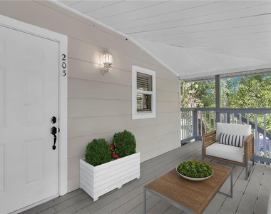 613 E 2nd Street - Photo Thumbnail 9