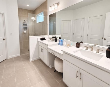 1675 Cadence Street - Photo Thumbnail 8