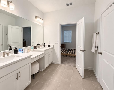 1675 Cadence Street - Photo Thumbnail 7