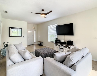 246 Herring Street - Photo Thumbnail 5