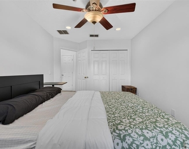 6086 Chapledale Dr - Photo Thumbnail 27