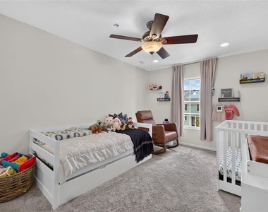6086 Chapledale Dr - Photo Thumbnail 33