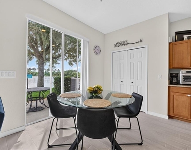 6086 Chapledale Dr - Photo Thumbnail 5
