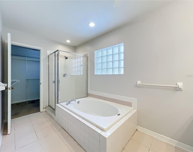 900 W Charing Cross Circle - Photo Thumbnail 41