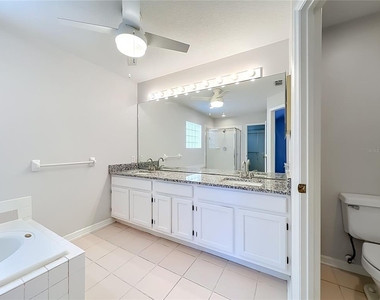 900 W Charing Cross Circle - Photo Thumbnail 44