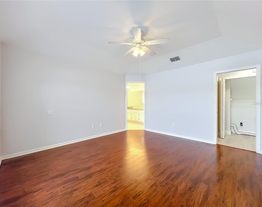 900 W Charing Cross Circle - Photo Thumbnail 38